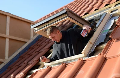 Pose de fenêtres de toit Velux à Houquetot